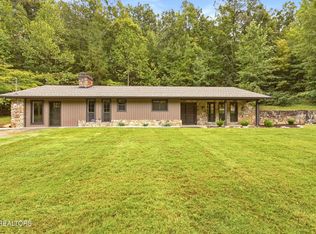 3142 Allegheny Loop Rd, Maryville, TN 37803