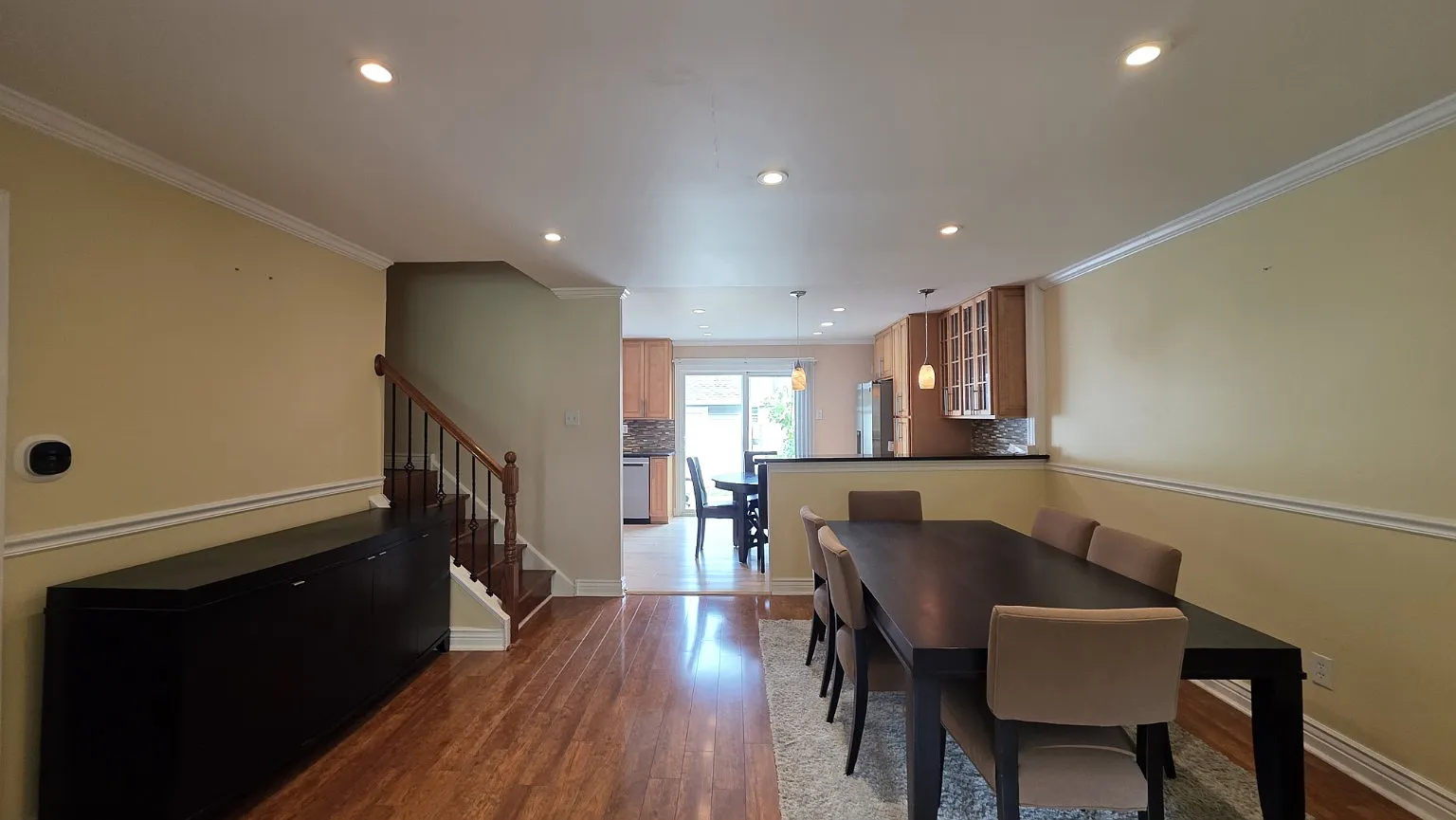 3 bed, 2.5 bath, 1520 sqft, $2,800 — Photo 2