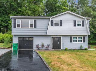 14 Linmor Ave, Newton, NJ 07860