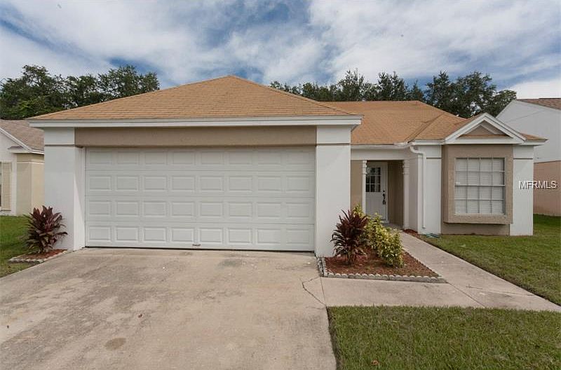1st image of 439 Chicago Woods Cir