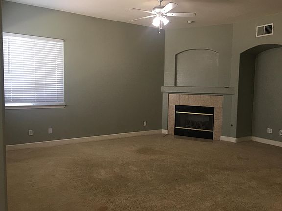 4th image of 5716 Aspen Grove Ln #1