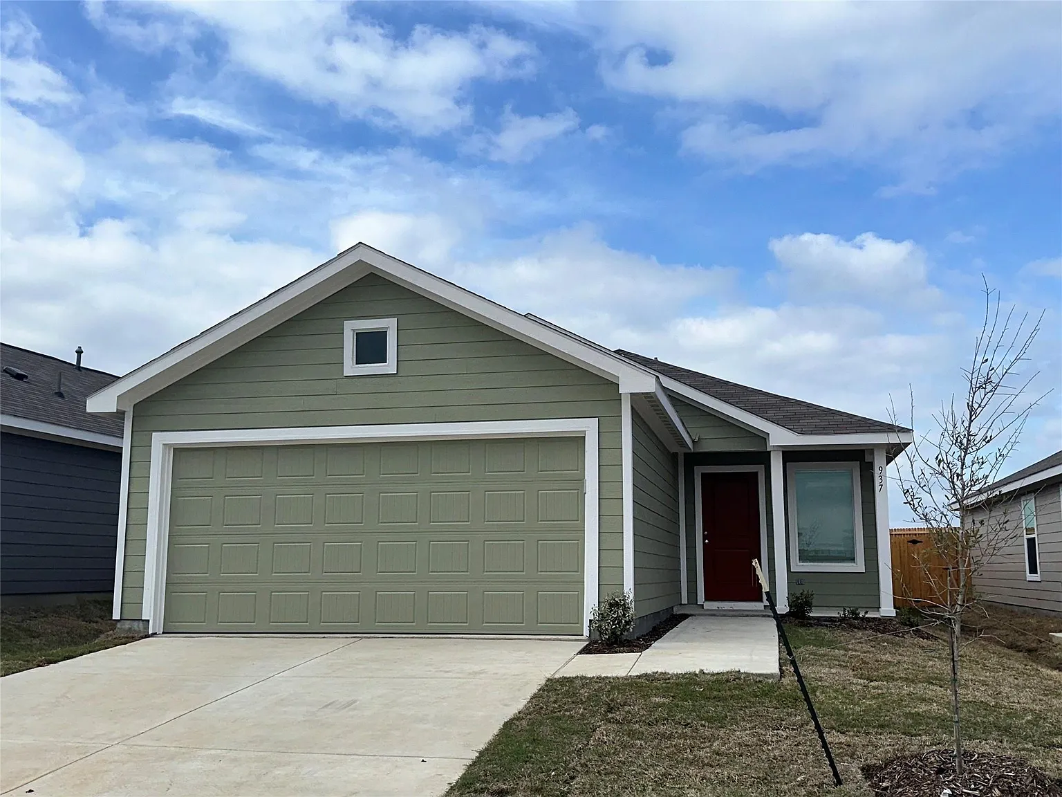 937 Mountain Laurel — Photo 1