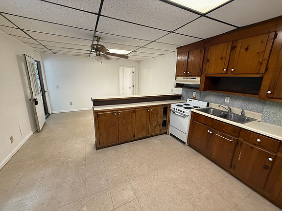 3rd image of 1247 Wooten Dr #3