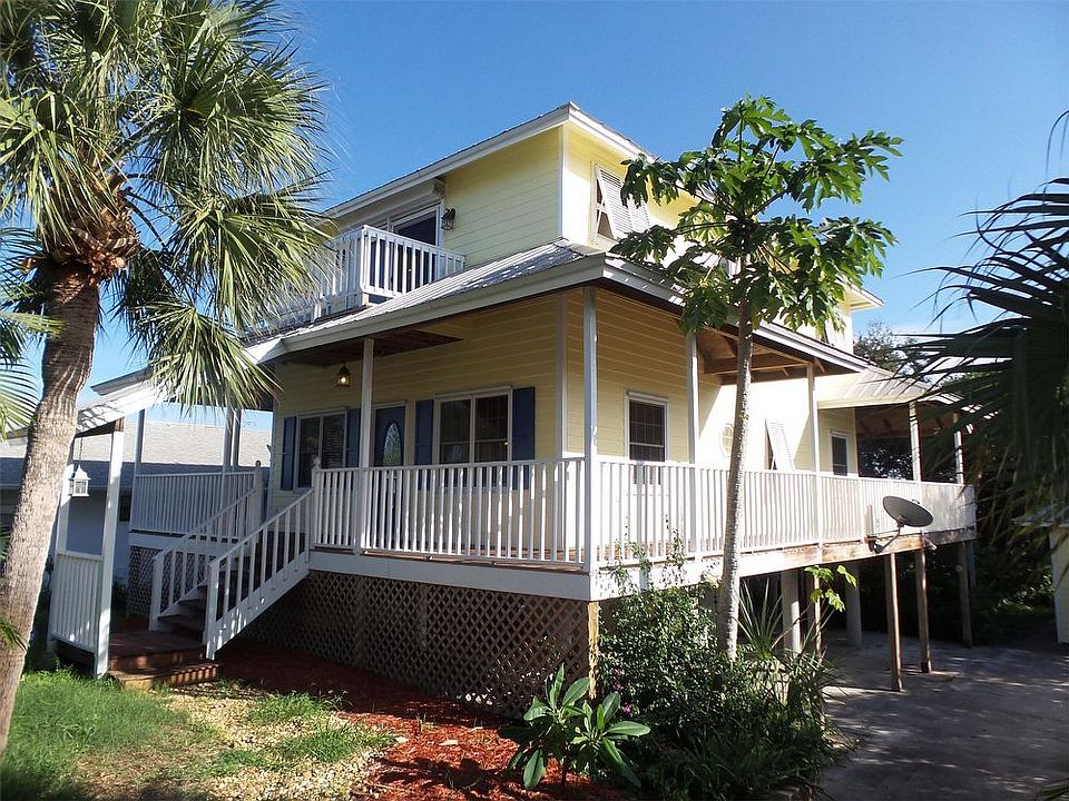 1st image of 1216 NE Oceanview Cir