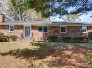 7254 Loralea Dr, Mechanicsville, VA 23111
