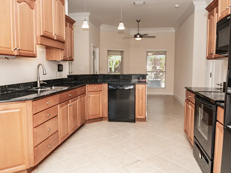 1777 Bridgeport Colony Ln — Photo 17
