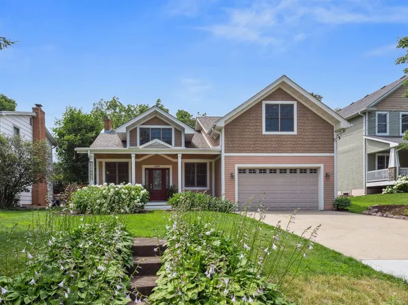 2584 S Shore Blvd, White Bear Township, MN 55110