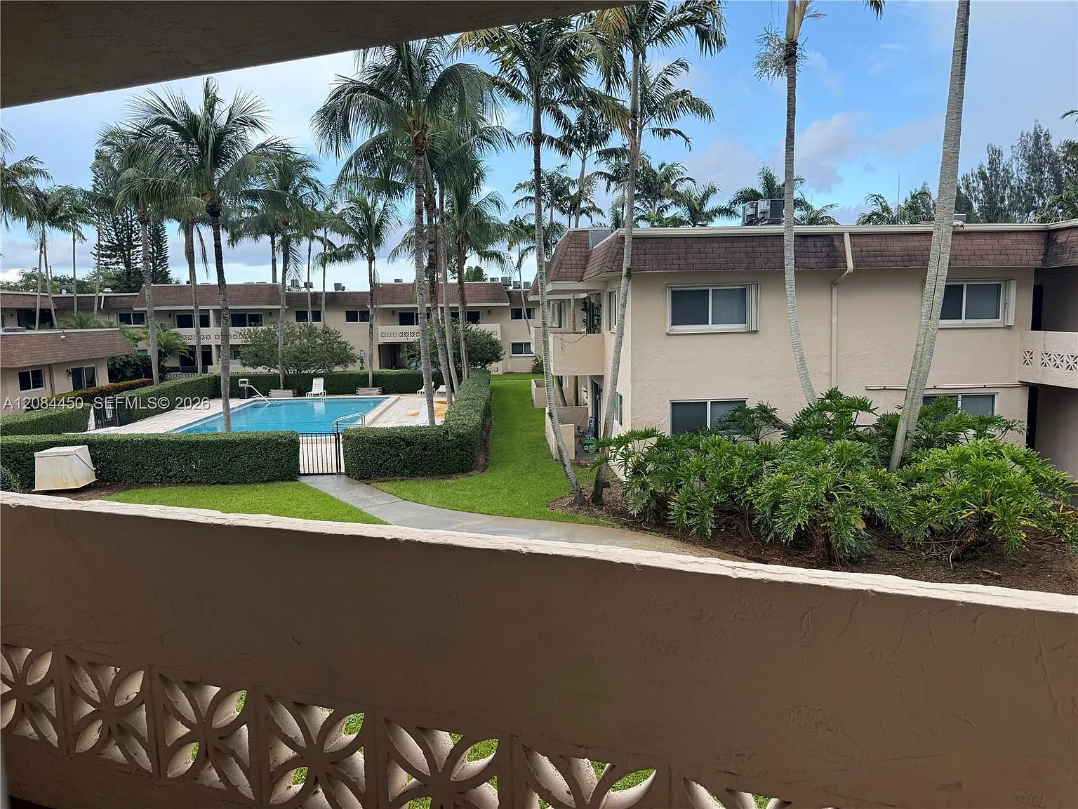 Villagio At Palmetto Bay — Photo 4