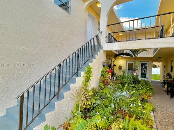 1477 SW 24th Ct #6, Fort Lauderdale, FL 33315