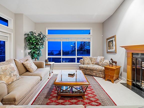 3rd image of 4751 Headland Dr