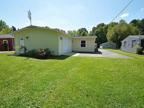 4th image of 606 Opal St