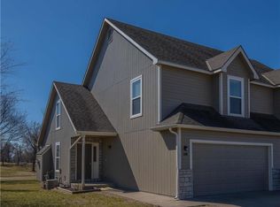 1306 E Pebble Beach Ln, Ottawa, KS 66067