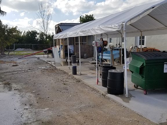 3rd image of 22290 Overseas Hwy