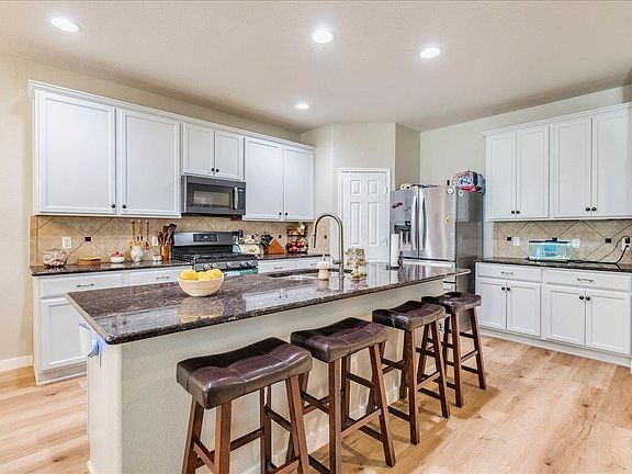 5th image of 1054 Clark Brothers Dr