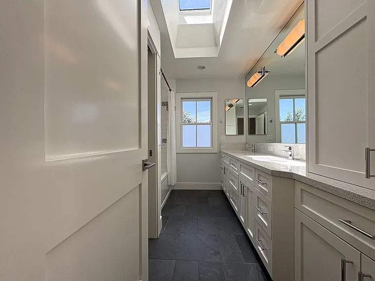 2771 South Ct — Photo 32