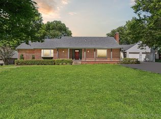 4710 S Columbia Pl, Tulsa, OK 74105