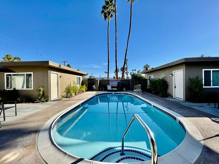 45421 Sunset Ln #B4 — Photo 38