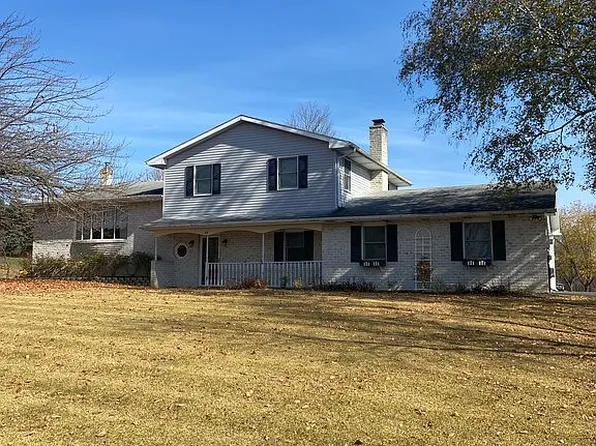 95 Knoll Dr, Lehighton, PA 18235