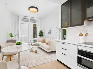 101 E 2nd St #5C, New York, NY 10009