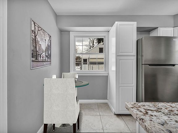 4th image of 4168 Eastway Rd