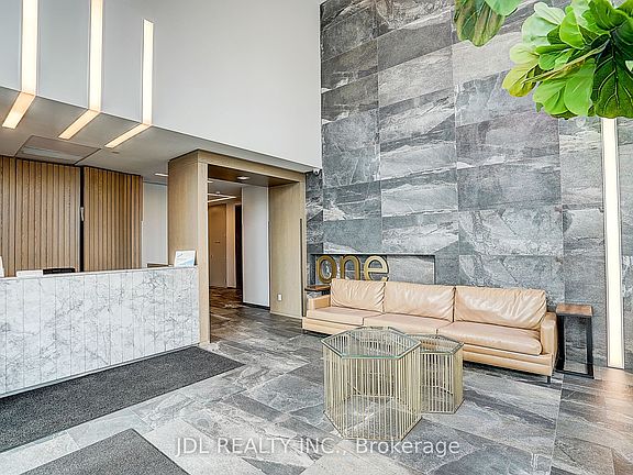 4th image of 20 Thomas Riley Rd #308