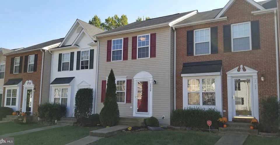 1st image of 3920 Saint Michaels Sq