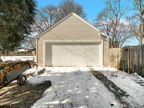 4th image of 7528 Marshall St