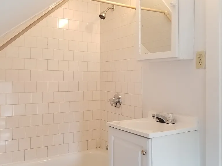 10-12 Bettez St — Photo 9