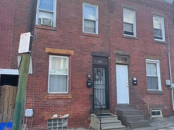 1828 Margaret St, Philadelphia, PA 19124