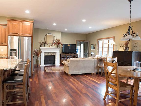 5th image of 12163 Forest Meadow Dr