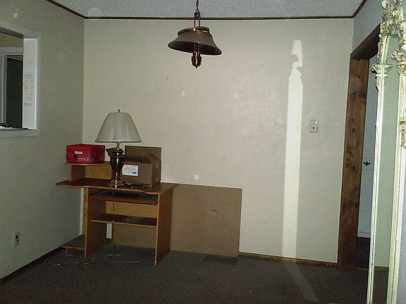 4th image of 406 Avenue D