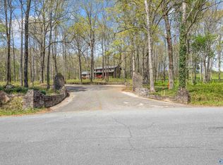 2236 Pine Lake Trl NW, Arab, AL 35016