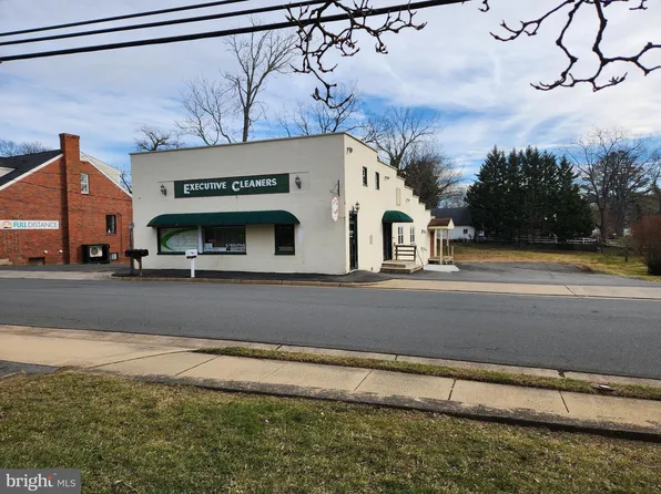 140 S 20th St, Purcellville, VA 20132