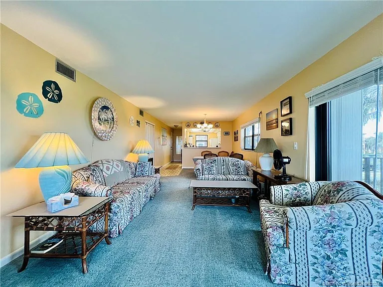 7430 S Ocean Dr — Photo 16