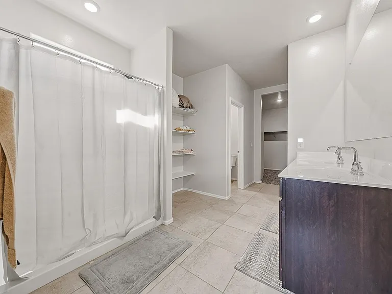 25285 N 185th Dr — Photo 18