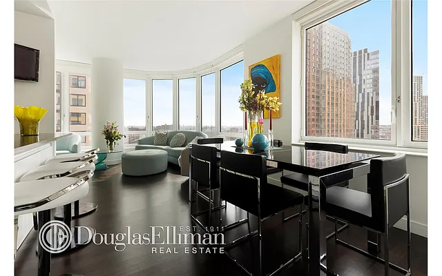 Rented by Douglas Elliman | media 32