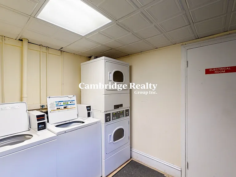 15 Glenville Ave #11T — Photo 12
