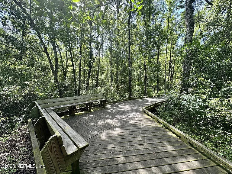 228 Dalton Cir — Photo 43