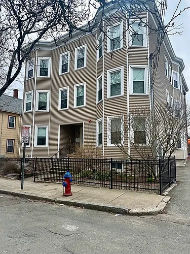 22 Sewall St #2 Photo 1