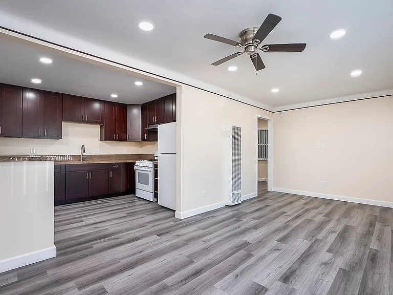 625 I St #C — Photo 11