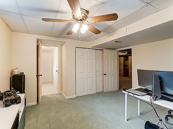 4th image of 6185 Sugartree Ct