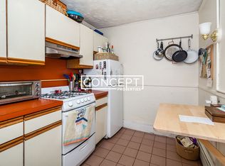 94 W Cedar St #2CP, Boston, MA 02114