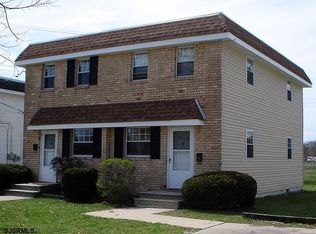 212 W Ridgewood Ave, Pleasantville, NJ 08232