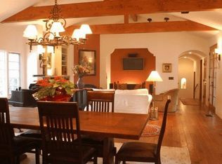 206 Topa Topa Dr, Ojai, CA 93023
