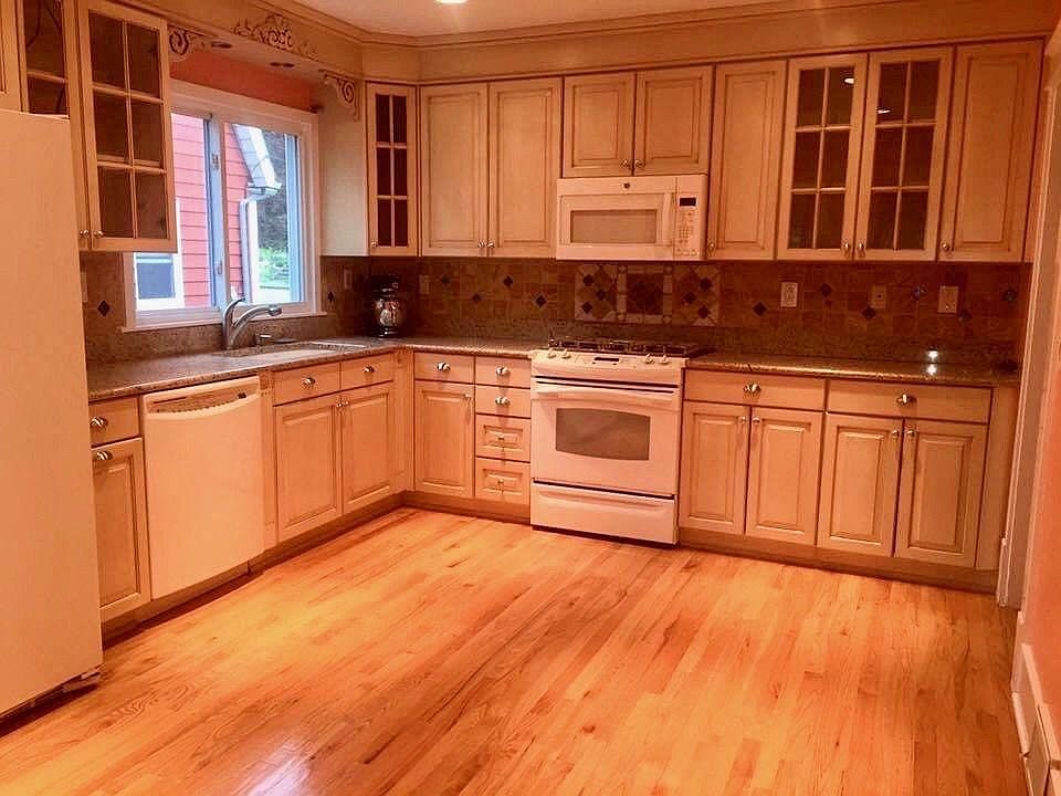 1st image of 12 Belle Ave
