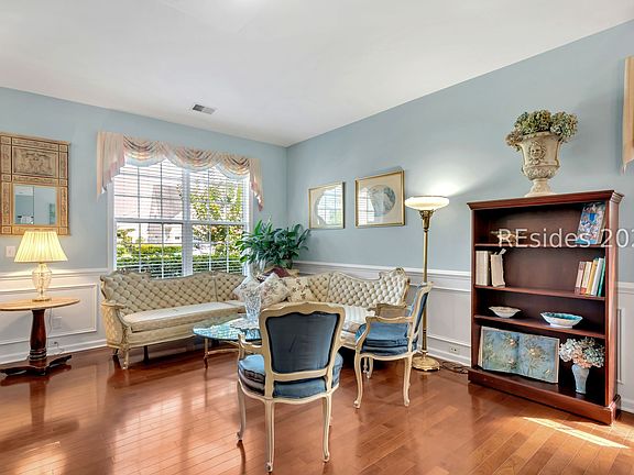 5th image of 122 Pickett Creek Ln