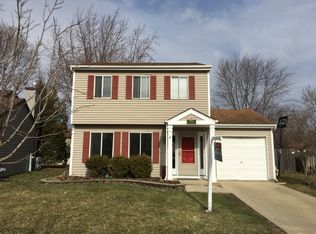 2S536 Cynthia Dr, Warrenville, IL 60555