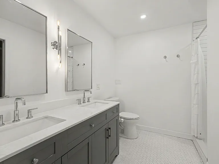 75 Vincent Ave — Photo 28