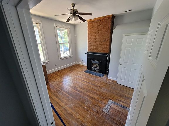2nd image of 512 N 25th St Unit 2