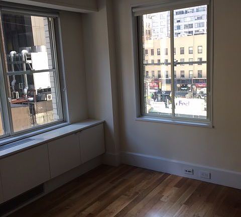 4th image of 60 W 57th St APT 5d